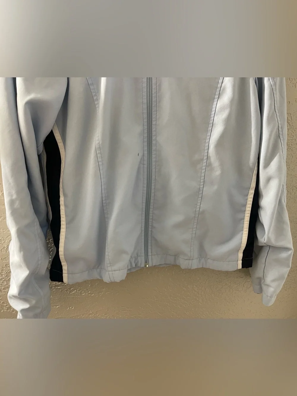 Nike Women’s Light Blue‎ Hooded Zip Jacket with Black Accents Small
